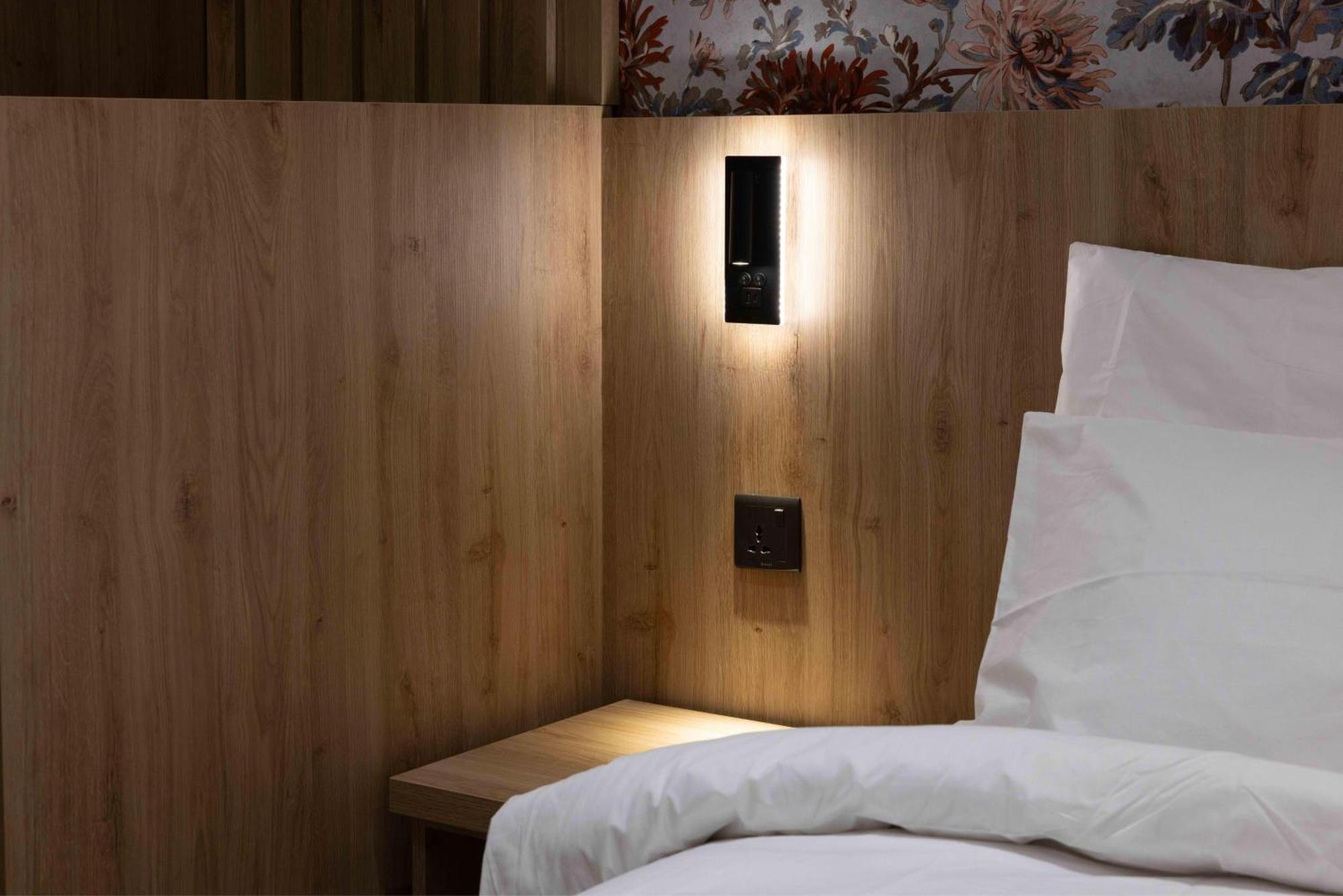 University Boutique Rooms ムサイダ エクステリア 写真
