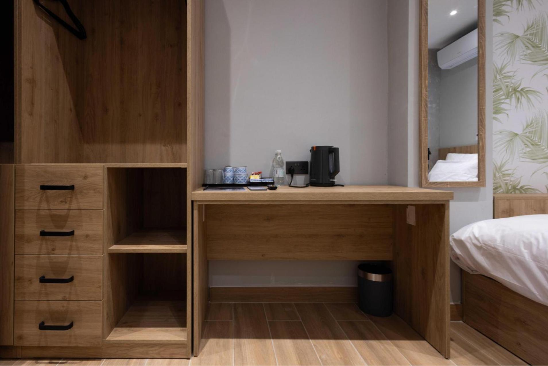 University Boutique Rooms ムサイダ エクステリア 写真