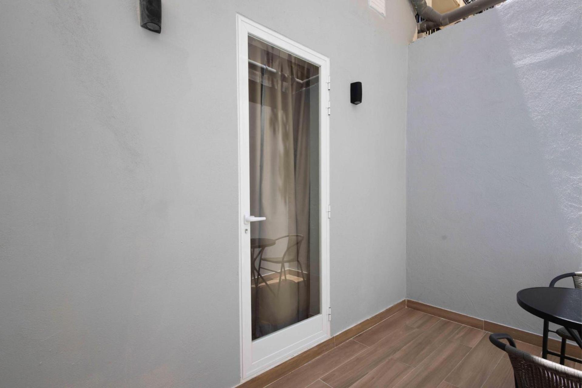 University Boutique Rooms ムサイダ エクステリア 写真