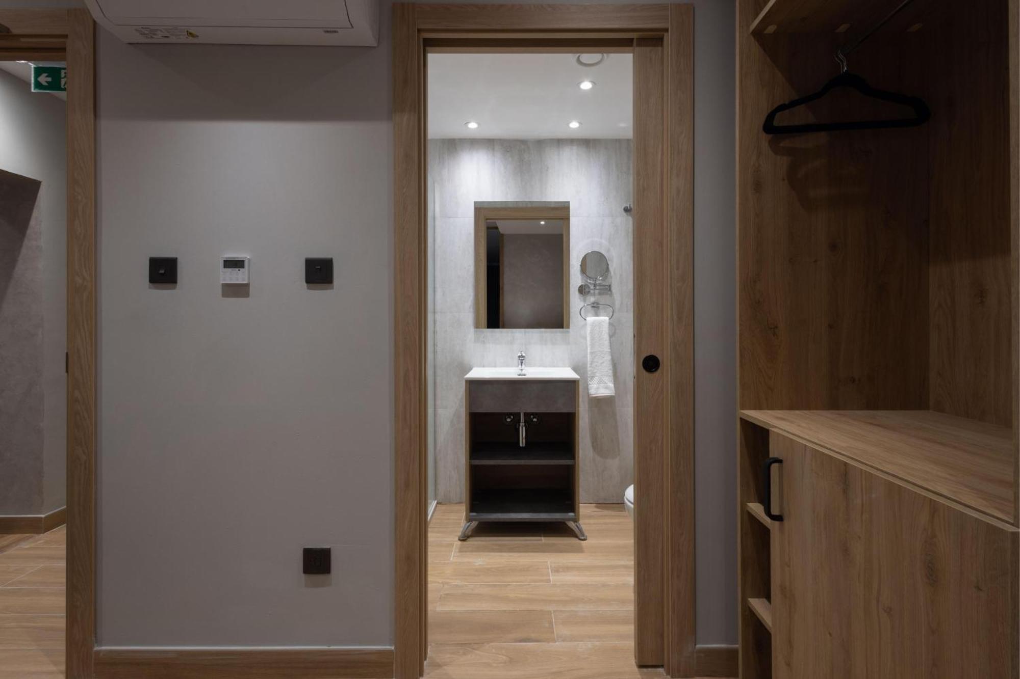 University Boutique Rooms ムサイダ エクステリア 写真